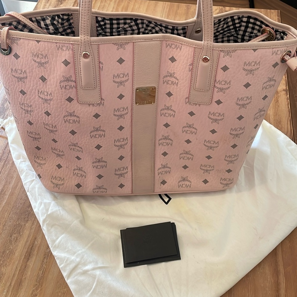 MCM TOTE BAG